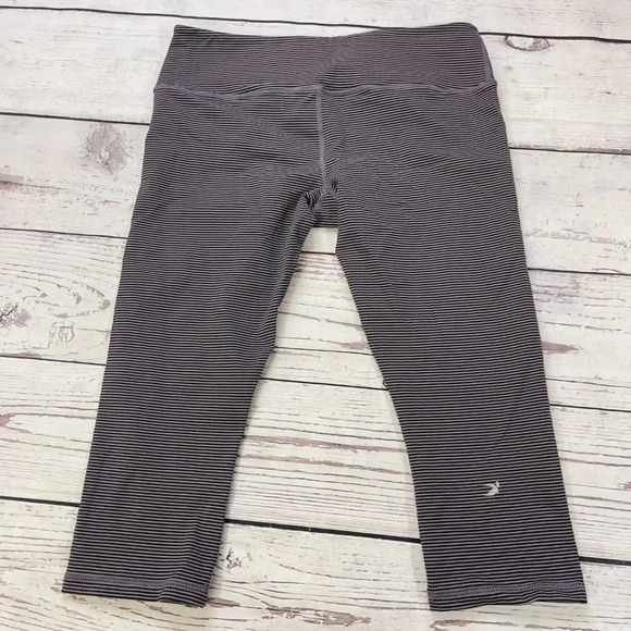 Glyder Striped Cropped Legging White Black Stripe - Picture 8 of 11